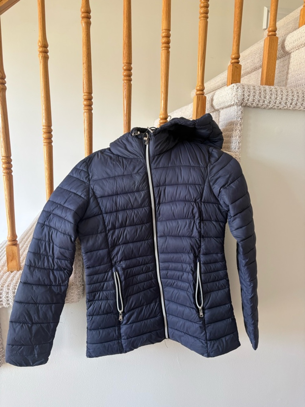 Women’s Navy Quilted Hooded Puffer Jacket